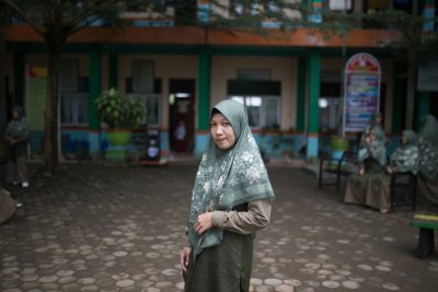Lili Handayani,S.Pd.I